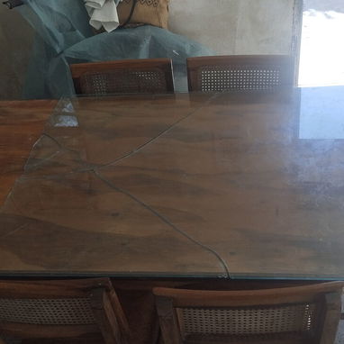 Vendo juego de comedor antiguo de 6 sillas - 2/5