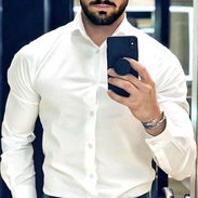 Camisa Blanca  de vestir..Ropa de Ocasion. Citas .Reunión de Negocios 52465450 - Img 52373075
