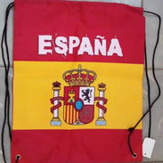 Mochila simple con cierre de cordón. Unisex. Diseño equipo España - Img 51794725