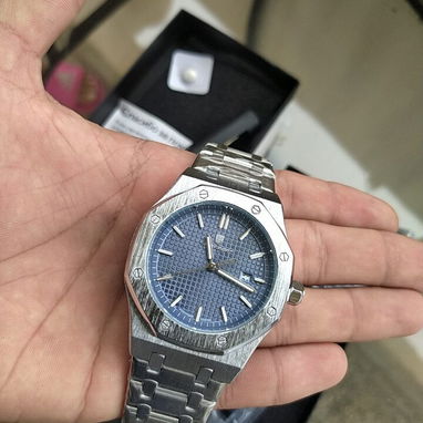 Poedagar 40 USD - 3/7