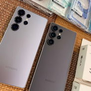 Samsung Galaxy S25 Ultra 12Gb/512Gb. Dual Sim. Poco uso PRECIO 830 USD Se incluyen de regalo forro y cargador nuevos PAN - Img 56856146