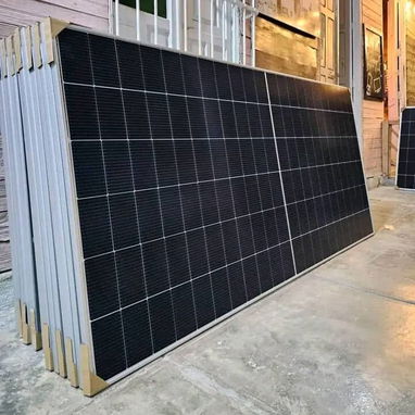 Paneles 575 - 600w Por contenedor stock - 2/3