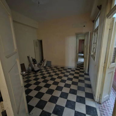 AL1004- Apartamento en venta en San Lázaro, cerca de Galiano – Centro Habana - 9/10