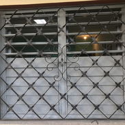 Me ajusto con dinero en mano Rejas de protección me ajusto - Img 56684842