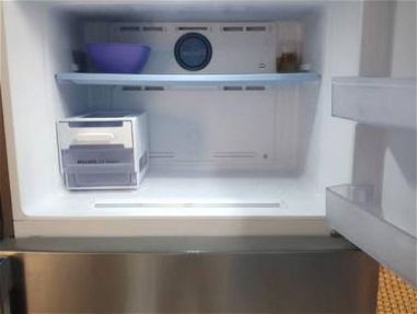 Refrigerador samsung de los grandes con dispensador frío como nuevo - Img 69248198