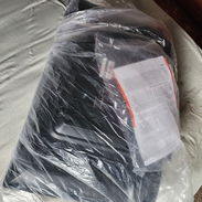 Vendo Televisor Monitor, de 24 Pulgadas, marca Onn Roku, es nuevo, no se ha usado - Img 56622632
