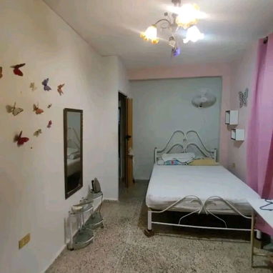 Venta de casa en el Vedado - Img 120481386
