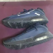 Tenis marca AirMax de uso en buen estado - Img 57795194