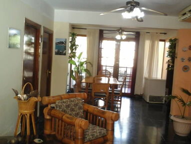 Preciosa casa con piscina en Guanabo.  Llama AK 50740018 - Img main-image