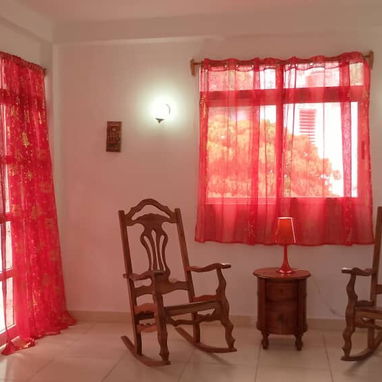 Habitacion estilo loft  con garaje 250 $, móvil  0053 53931098 - 2/10