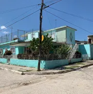 📍 ¡Oportunidad Única en Reparto José Martí, Camagüey! Esquina con DOS CASAS Independientes 🏡🏡 - Img 49732636