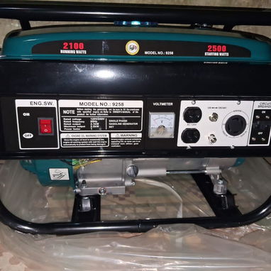 Planta Eléctrica De 2500 Watts 110 y 220 V*Online - 4/5