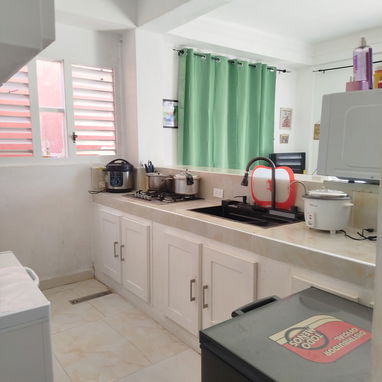 Apartamento capitalista en la Vibora solo 4 apartamentos dos por piso 1er piso placa libre - 6/6