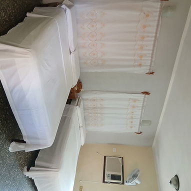 OPORTUNIDAD ÚNICA Venta de Hostal Los Rodriguez - Img 125358399