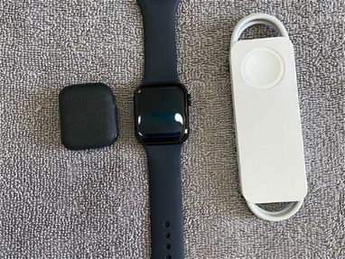 Apple Watch SE de 2da generación NUEVO EN CAJA NUEVOSSS apple watch Apple Watch apple watch Apple Watch apple watch - Img 47951240