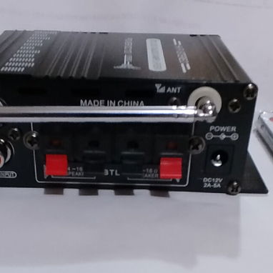 Mini amplificador bluetooth AK-370, Potencia de 20 W + 20 W, 12 V - 2/2