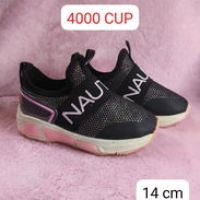 Tenis y botas para niñas de 9 a 18 meses - Img 58276738