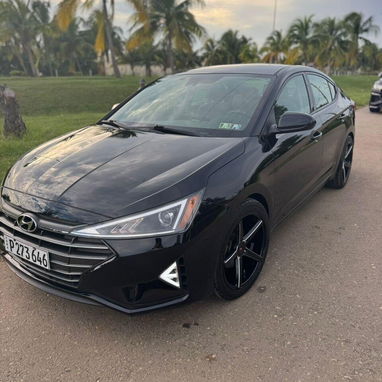 Vendo negocio, Hyundai Elantra, 2020 carro impecable. Pintura de faria - Img 112153415