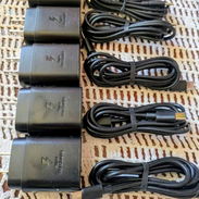 Cajitas con cables de carga super rápida 35 watt entrada C a C y Cable C a C disponibles el combo en - Img 57309395