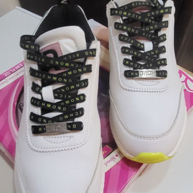 VENDO MIS TENIS RICHMOND ORIGINALES - Img 106606263