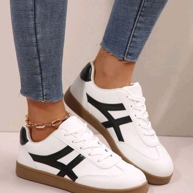 Tenis de mujer 36-37 - Img 123216543