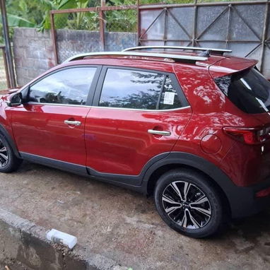 Kia Stonic ROJO – $80 USD/día - 3/3