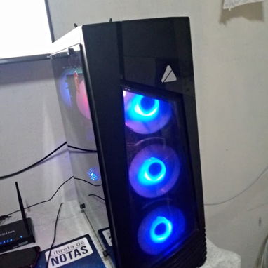 TORRE GAMER DE ALTO RENDIMIENTO (SOLO MESES DE USO) - 5/10