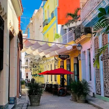 Casa Romántica en La Habana | Privacidad Total para Parejas - 2/4
