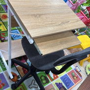 Mesa de Escritorio + Silla - Img 55849297