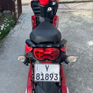 Se vende Por solo 2000 usd . Tiene chapa y sus papeles en orden. Contactar al pv o al 53311633 - 2/7