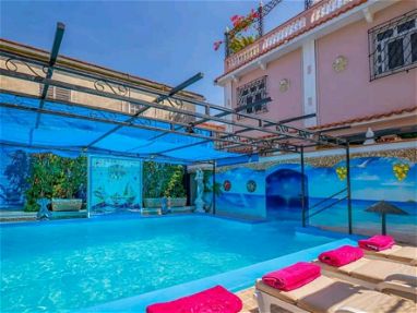 De lujo! Casa de alquiler en el Sevillano piscina+jacuzzi+terraza - Img 61539979