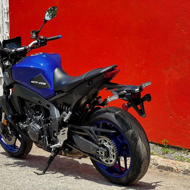 MOTO YAMAHA 2022 - 2/5