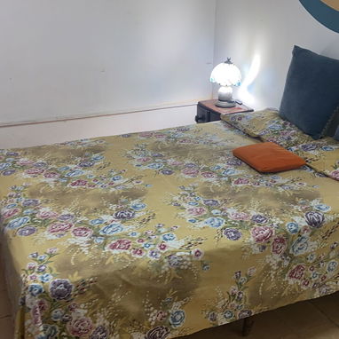 Apartamento, 1er piso, cerca hospitales y Terminal d Ómnibus Nac.(sin apagones y buena señal internet),fácil acceso. - Img 118571124