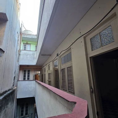 AL1004- Apartamento en venta en San Lázaro, cerca de Galiano – Centro Habana - 2/10