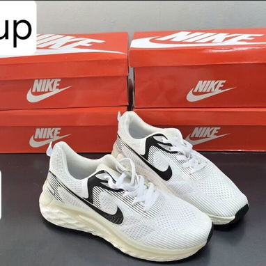 Tenis Nike - 2/4