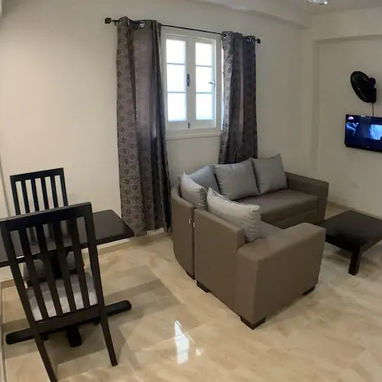 APTO PRIVADO en el vedado. PLAZA. DE una habitación climatizada(NO SE VA LA CORRIENTE).54026428 - Img 75007760