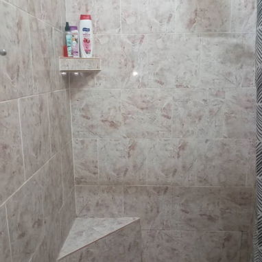 Se vende propiedad en  Santo Suárez  *Interior* - 9/10