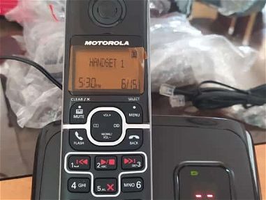 Venta de teléfono inalambrico de 4 bases Marca Motorola - Img 68559465