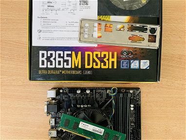 B365 i3 8100 4gb @2666 con su caja, disco de instalación y chapilla - Img main-image-45557551