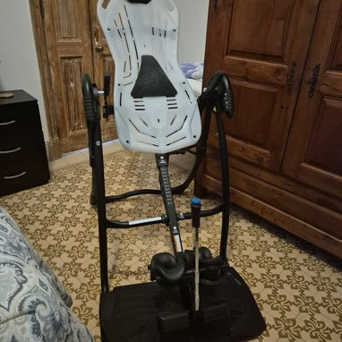 Mesa de Inversión Teeter.(Modelo DeLuxe). Tratamiento de hernia discal, ciática, compresión vertebral. - 2/2