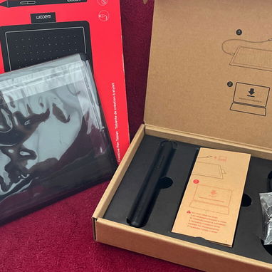 Tableta gráfica One by Wacom (CTL-472) – Casi nueva, poco uso, incluye accesorios - Img 123191223
