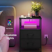 Mesas de noche set de 2, con luz LED y tomacorriente - Img 58223276