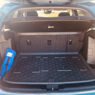 VENDO o CAMBIO por casa en playas del este Suzuki Vitara Hibrido..33000 y me ajusto - Img 111094236