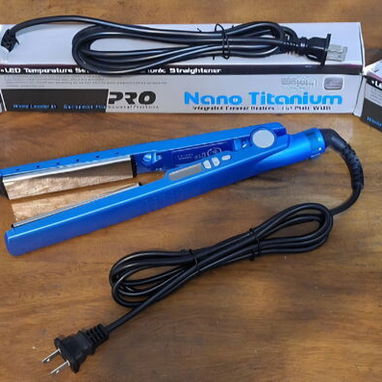 Plancha de pelo Profesional. Nano-Titanium. 450 grados. - 2/3