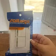 Esmalte pintura d diferentes colores diluente interruptores Breaker cable royalcol impermeabilizante y mucho más - Img 54863470