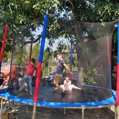 Alquiler de Inflables y Trampolines para todo tipo de.evento - Img 120380253