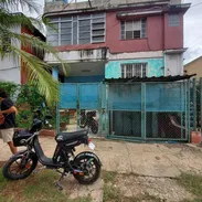 Se vende / Venta de Casa en Playa, La Habana en 15 e/ 70 y 72 - Img 54349984