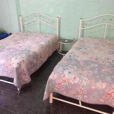 Se vende excelente vivienda en Santa Clara. - 6/10
