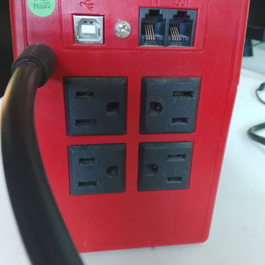 Backup Salicru de 600VA - Img 124940295