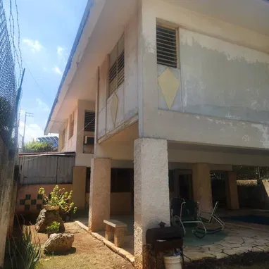 Espectacular mansión a la venta con piscina en excelente zona de Playa. Oportunidad de inversión garantizada!!! - Img 122085033